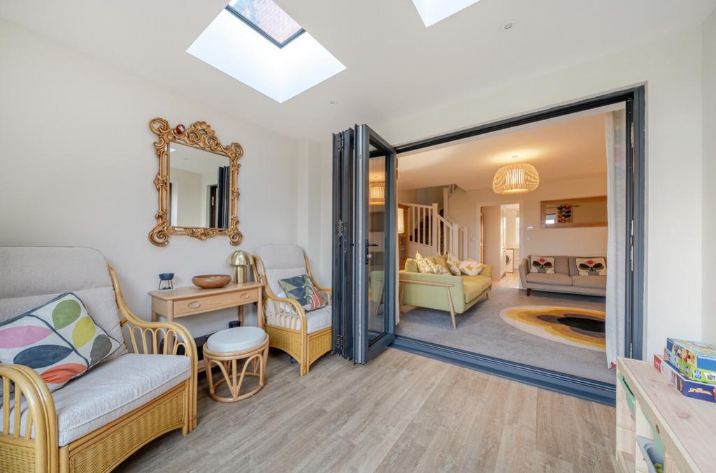 1401247-15-696fc2a4dfd67