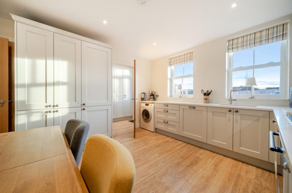 1401247-14-696fc1ee4c8f3