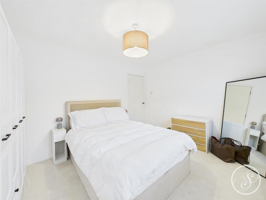 Bed 1