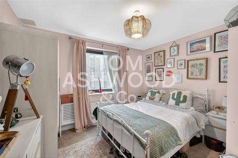 1 bedroom apartment for sale, Runnel Court, Spring Place, Barking, IG11