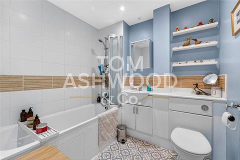 1 bedroom apartment for sale, Runnel Court, Spring Place, Barking, IG11