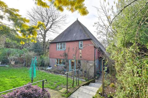 3 bedroom detached house for sale, Ingleden Park Road, Tenterden