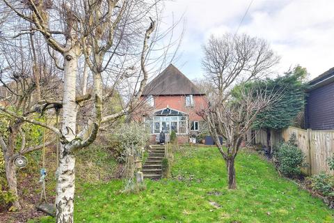 3 bedroom detached house for sale, Ingleden Park Road, Tenterden