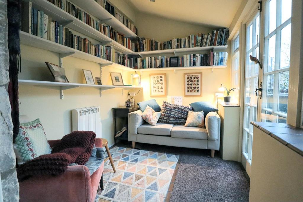 Garden room.jpg
