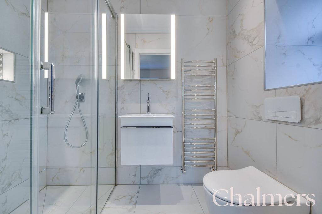 Ensuite (Bed One)