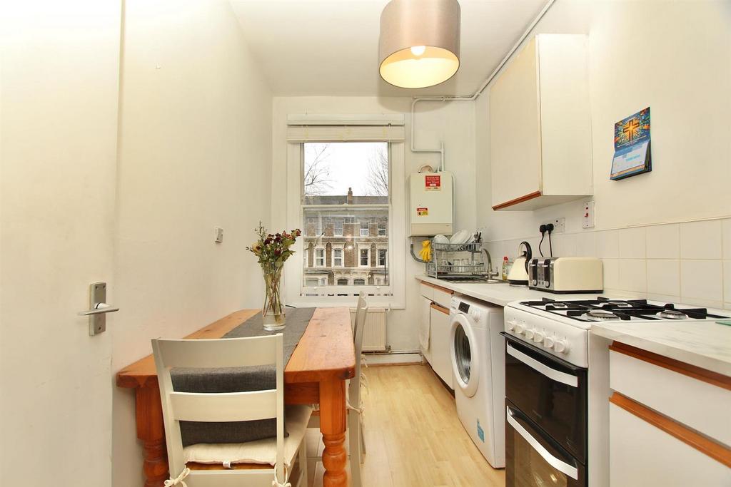 Evering Road, N16