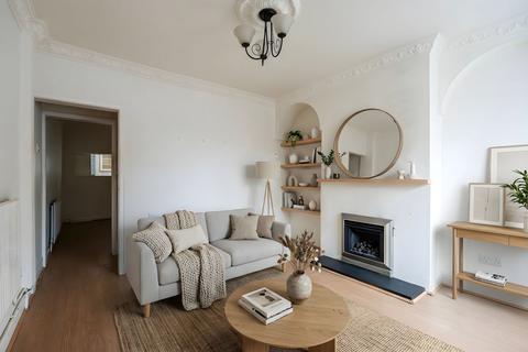 3 bedroom terraced house for sale, Livingstone Street, Norwich