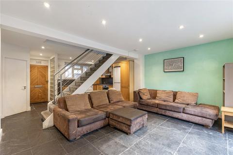3 bedroom apartment to rent, Trott Street, London, SW11