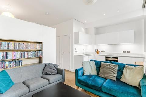 Highgate Hill, Archway, N19