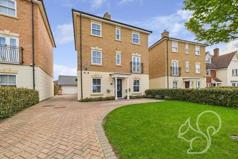 5 bedroom townhouse for sale, Woodlands Park Drive, Dunmow CM6