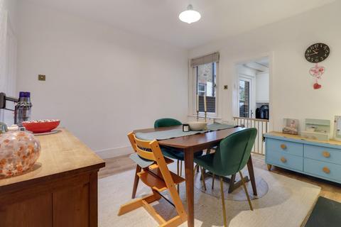 3 bedroom terraced house for sale, Hurst Road, West Molesey, KT8