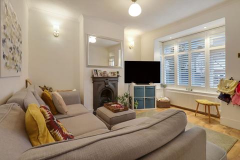 3 bedroom terraced house for sale, Hurst Road, West Molesey, KT8