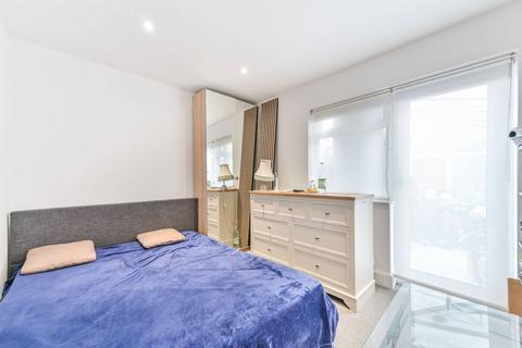 undefined, Whitton Avenue East, Sudbury, Greenford, UB6