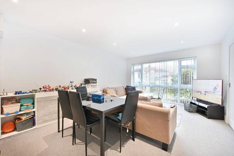 undefined, Whitton Avenue East, Sudbury, Greenford, UB6