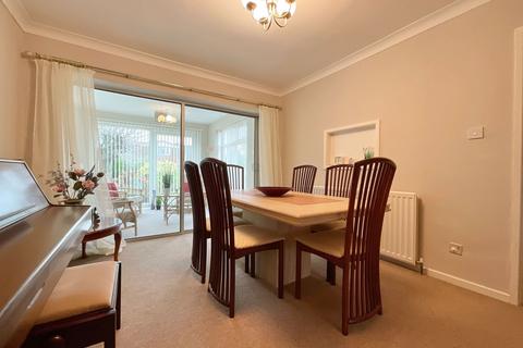 4 bedroom detached house for sale, Sunbury Drive, Southport PR8