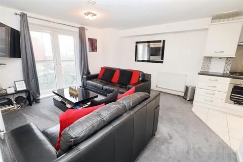 2 bedroom apartment to rent, Todd Close, Borehamwood