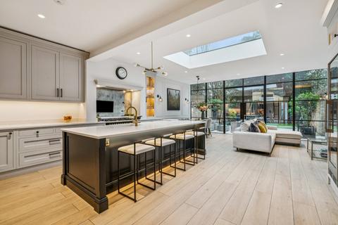 4 bedroom semi-detached house to rent, Leconfield Avenue, London, SW13