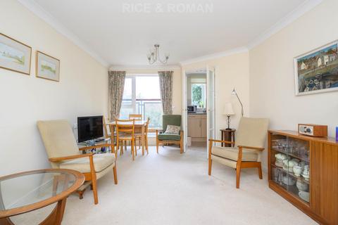 2 bedroom retirement property for sale, Addlestone Park, Addlestone KT15