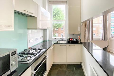 1 bedroom flat for sale, Cornwall Crescent, Notting Hill, London, W11