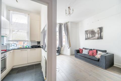 1 bedroom flat for sale, Cornwall Crescent, Notting Hill, London, W11