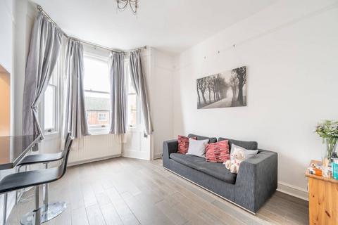 1 bedroom flat for sale, Cornwall Crescent, Notting Hill, London, W11