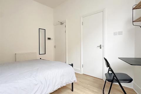1 bedroom in a house share to rent, 67a North Road, Brighton BN1