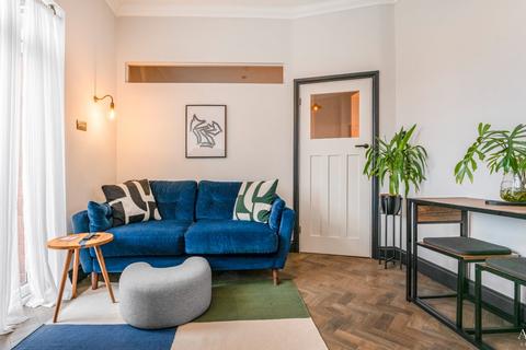 undefined, Avenue Road, Clarendon Park, Leicester, LE2 3EA