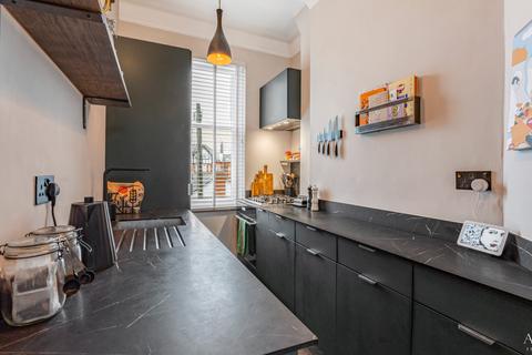 2 bedroom apartment to rent, Avenue Road, Clarendon Park, LE2 3EA