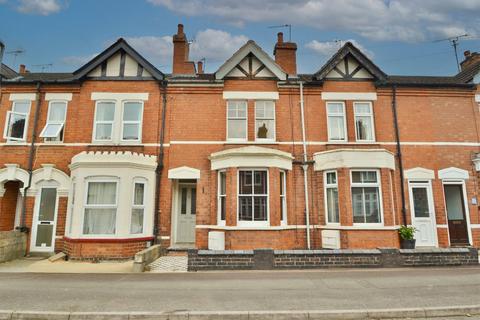 2 bedroom terraced house to rent, Newcombe Street, Market Harborough LE16