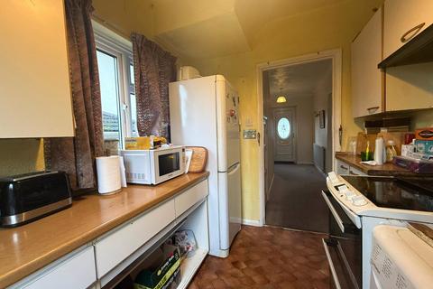 undefined, Thong Lane, Gravesend, Kent, DA12