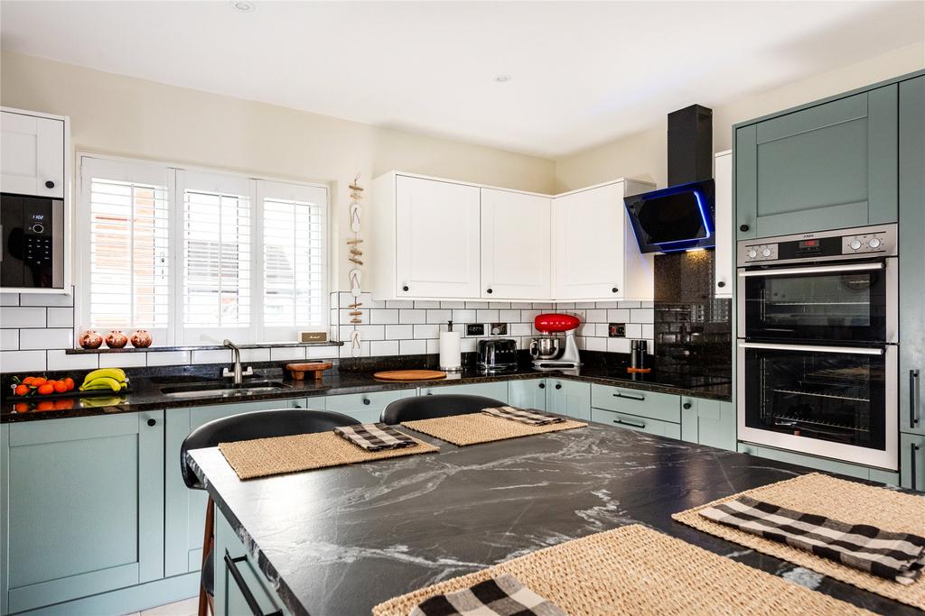 Kitchen/Breakfast