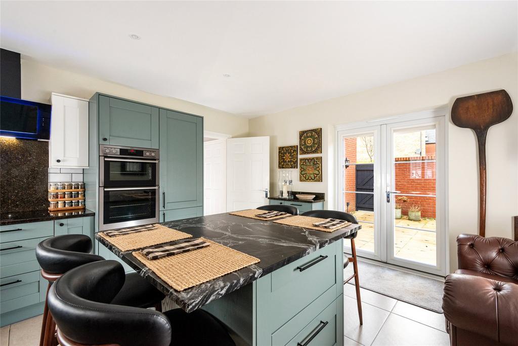 Kitchen/Breakfast