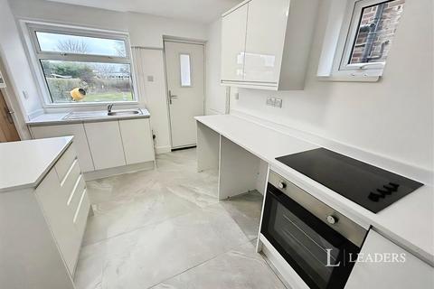 3 bedroom semi-detached house to rent, Kesteven Road, Stamford, PE9