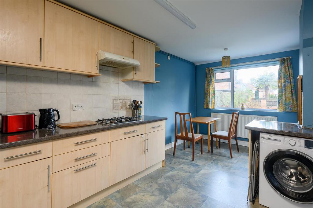 Kitchen diner