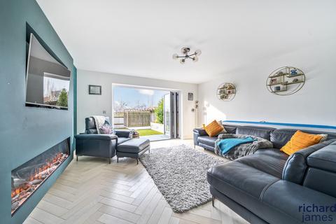undefined, Rackham Close, Swindon, SN25