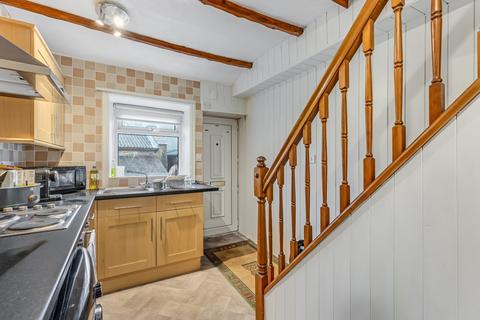 1 bedroom flat for sale, Main Street, Addingham, Ilkley, West Yorkshire, LS29
