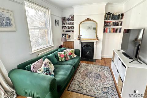 3 bedroom house for sale, New Place, Eastbourne BN21