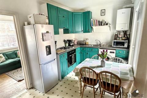 3 bedroom house for sale, New Place, Eastbourne BN21