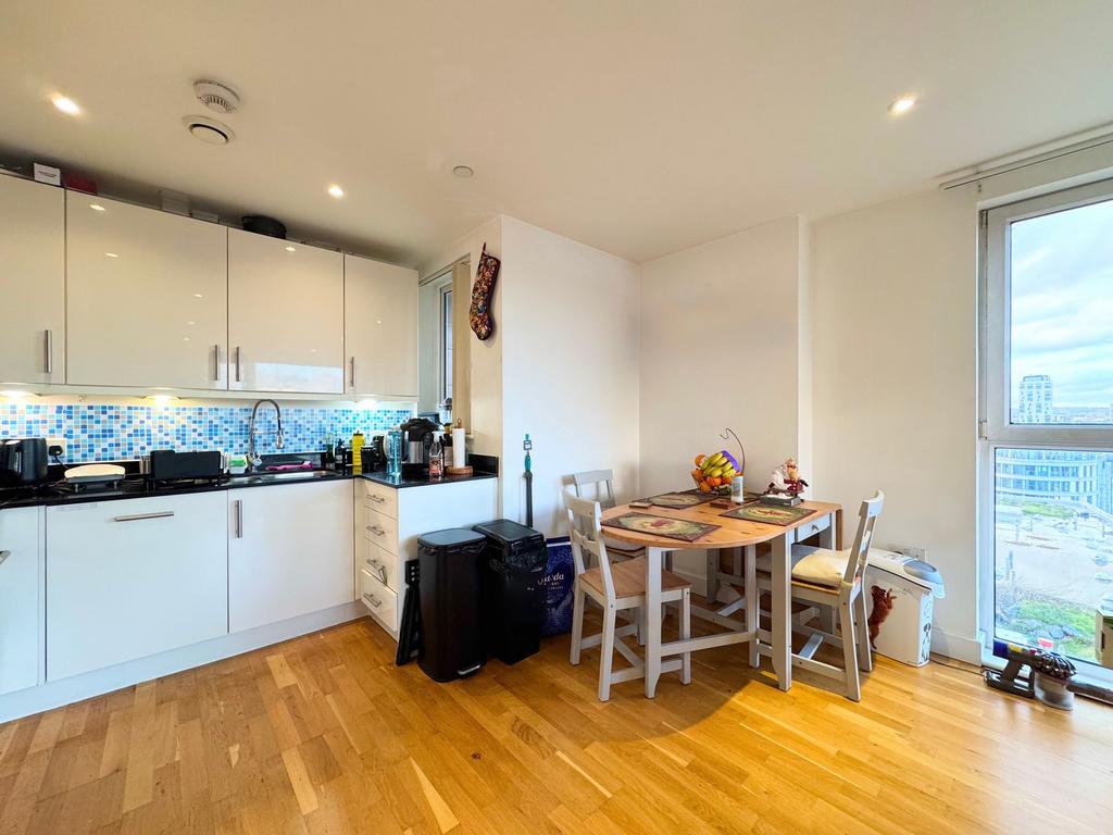 Kitchen/dining area