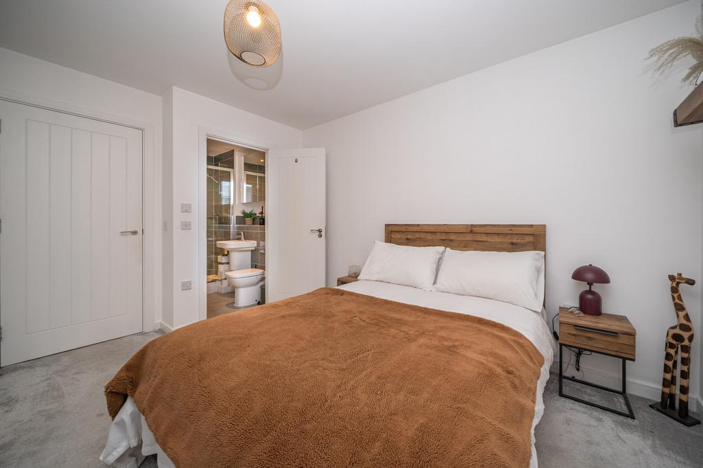 36-Regents-House-03847