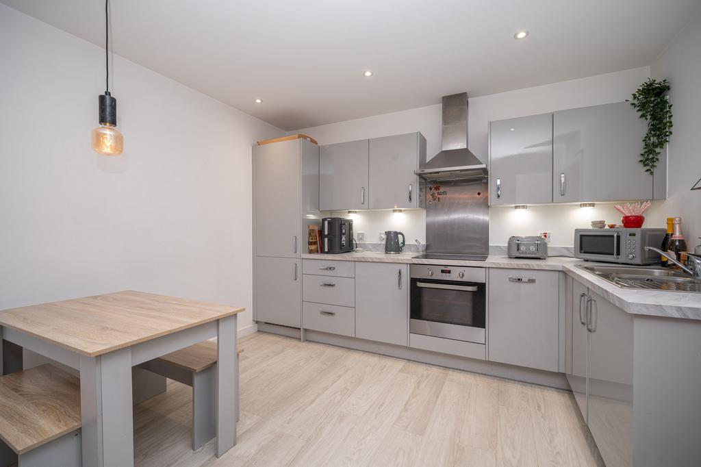 36-Regents-House-03863