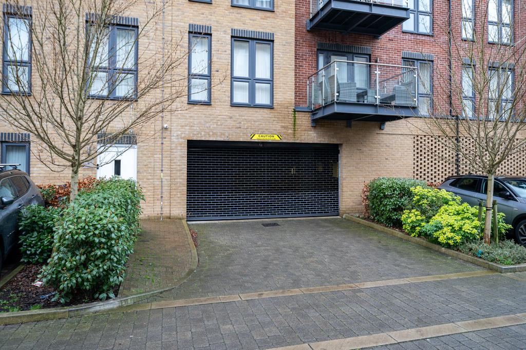 36-Regents-House-03910