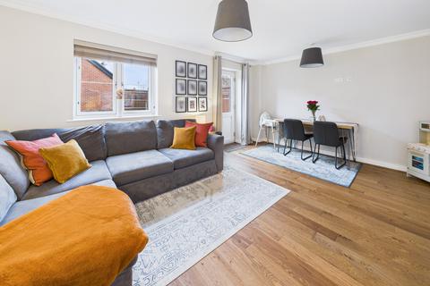 undefined, Horseshoe Close, Bourne End, HP1