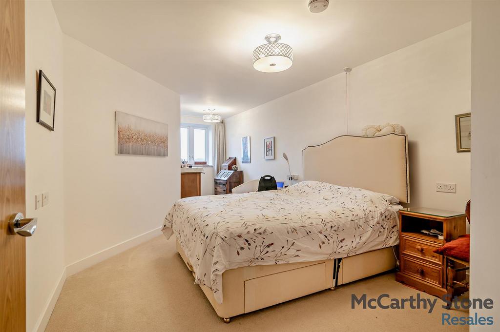 Double Bedroom;
