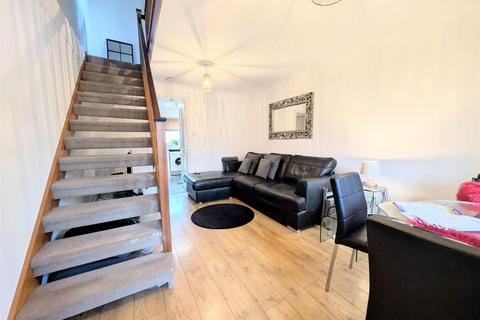 undefined, Frogmore Close, Slough