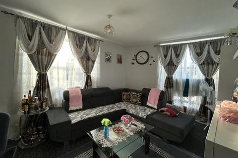 undefined, Raphael Road, Gravesend, Kent, DA12 2PN