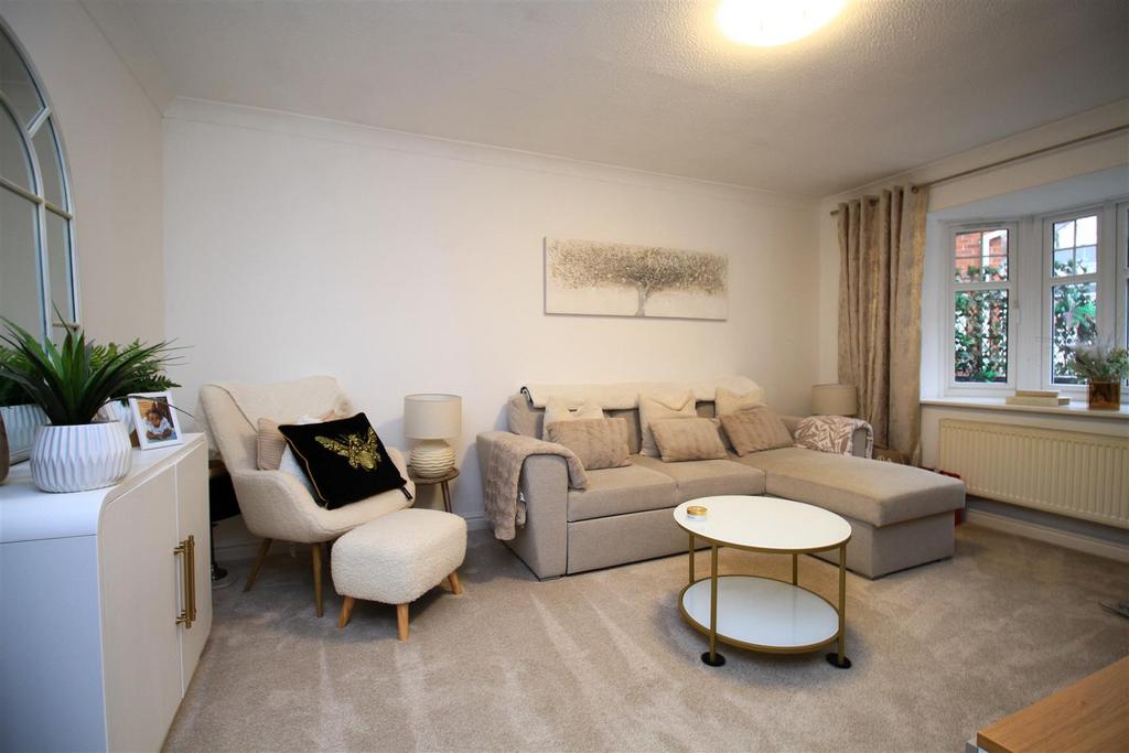 Lounge.....jpg