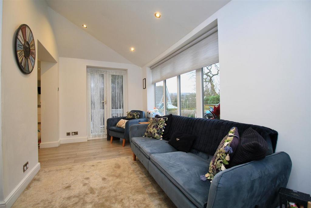 Sitting room..jpg