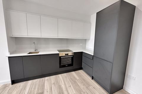 1 bedroom apartment to rent, Bath Road, Slough, Berkshire, SL1