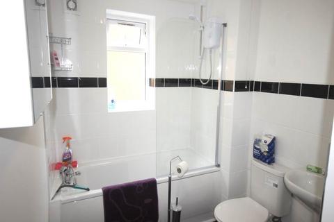 1 bedroom flat to rent, Tylers Court, Westbury Road, Walthamstow